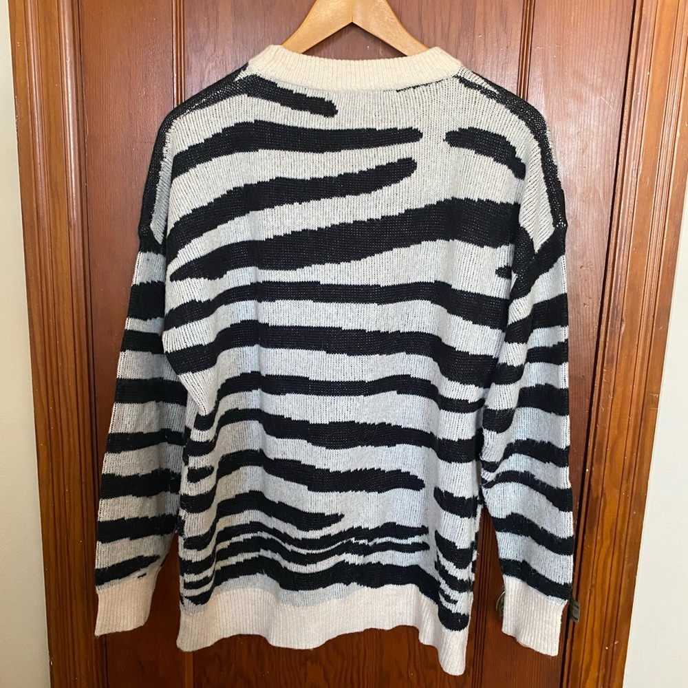 SOLD - Picture 4 of 9